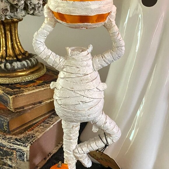 🎃 Halloween Mummy Pumpkin Figurine – Seasonal Decor - Picture 5 of 5
